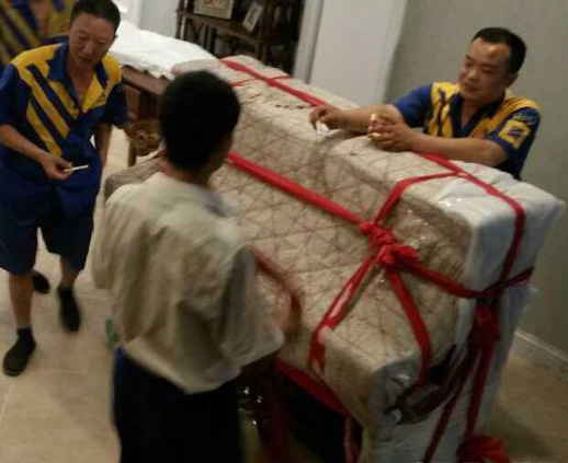 钢琴搬运